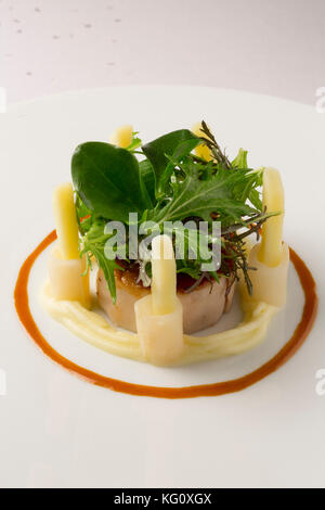 Le restaurant "ue Mesure' au Mandarin Oriental à Paris. Cook : Thierry Marx Banque D'Images