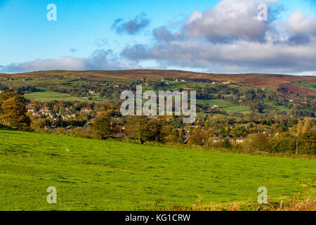 Menston, Ilkley, West Yorkshire, Angleterre, Royaume-Uni. 09Th Nov, 2017. Météo France : une amende pour commencer la journée ensoleillée surplombant Menston, West Yorkshire. Banque D'Images