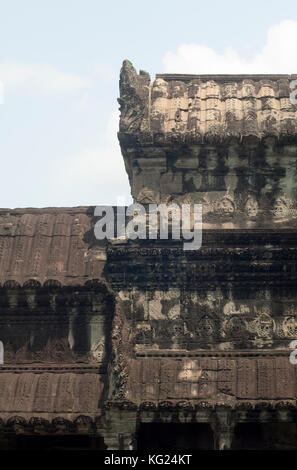 Décroissance dans les ruines de temples d'Angkor Wat Banque D'Images