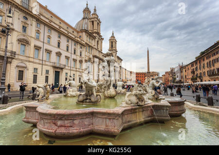 Fontana del Moro Fontaine et Piazza Navona, Centre historique, Rome, site du patrimoine mondial de l'UNESCO, Latium, Italie, Europe Banque D'Images