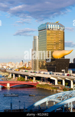 Architecture moderne le long de la rivière Sumida, Tokyo, Japon, Asie Banque D'Images