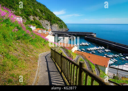 Elantxobe village en Pays basque Banque D'Images