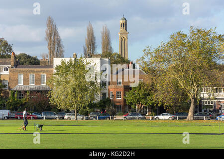 Kew Green, Kew, London Borough of Richmond upon Thames, Grand Londres, Angleterre, Royaume-Uni Banque D'Images