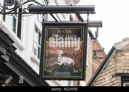 Ye Olde White Harte enseigne de pub historique, Hull, England, UK Banque D'Images