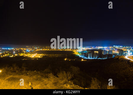 Haifa nocturne, Israël Banque D'Images