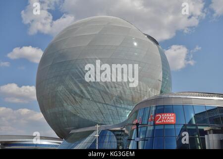 Pavillon du globe au centre de l'exposition universelle de 2017 l'avenir de l'énergie à Astana la capitale du Kazakhstan Banque D'Images