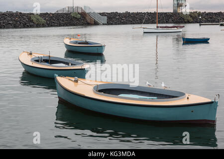 Bateaux et yachts situés dans la marina à St kilda Beach, victoria. Banque D'Images
