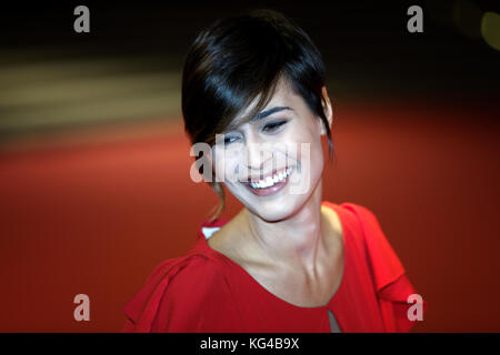 ROME, ITALIE - 02 novembre : Alice Sabatini promenades un tapis rouge pour 'Trouble No More" dans le cadre du 12e Festival du Film de Rome à l'Auditorium Parco della Musica, le 2 novembre 2017 à Rome, Italie. Banque D'Images