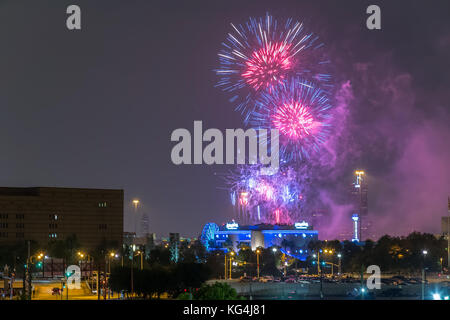 Date de l'indépendance d'artifice au-dessus du centre-ville de Houston, Texas Banque D'Images