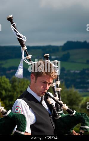 Stirling, Écosse - 17 août 2010 : Piper joue au château de Stirling à Stirling, Écosse, Royaume-Uni Banque D'Images