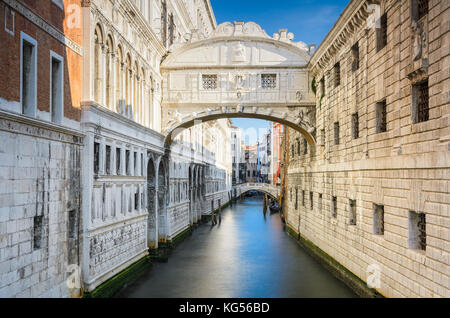 Le célèbre pont des soupirs à Venise, Italie Banque D'Images