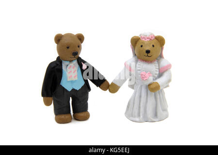 Vintage des années 1990, les jouets ours en peluche dans ma poche Bride and Groom Banque D'Images