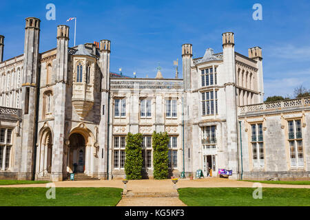 L'Angleterre, dans le Dorset, Christchurch, le château de Highcliffe Banque D'Images