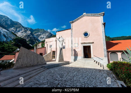 Église San Bartolomeo, village de Colonnata, district de Massa Carrara, Toscane, Italie Banque D'Images