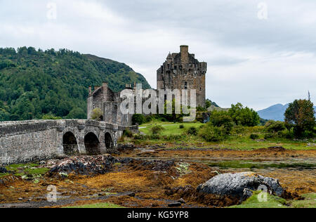 Le Château d'Eilean Donan, Loch Duid - Highlands, Ecosse, Royaume-Uni Banque D'Images