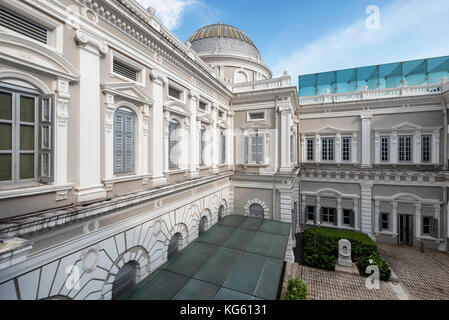 L'extérieur du musée national de Singapour, créé en 1849 par le comité d'institution de Singapour alors. il a été appelé le Raffles et le musée de la bibliothèque Banque D'Images