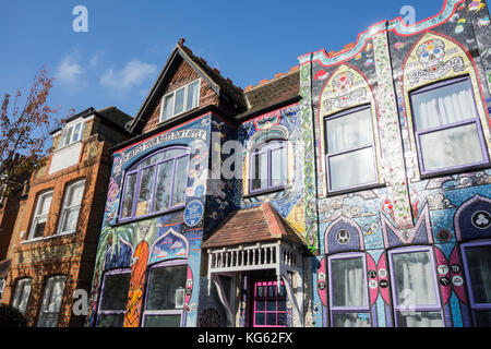 La façade extérieure de la baronne von Reichardt's traitement merveilleux Chambres à Chiswick, à l'ouest de Londres, Royaume-Uni. Banque D'Images