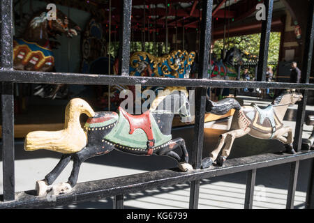 Carrousel dans Central Park, NYC Banque D'Images