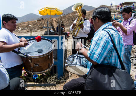 Toussaint à Lima, Pérou cimetière. Banque D'Images