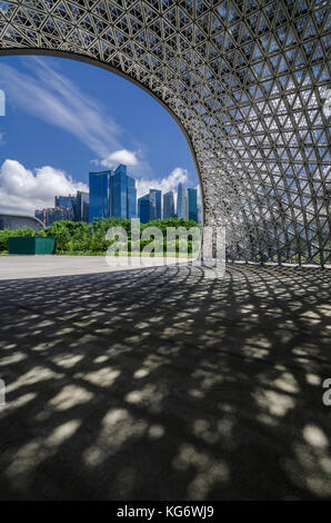 Singapour CBD salon vu de l'avenir Nous joindre Pavillon des expositions. Le pavillon sont en aluminium et non pas a se transformer en un monument permanent. Banque D'Images