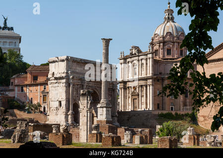 Forum romain (Latin : Forum Romanum, Italien : Foro Romano), Rome, Italie Banque D'Images