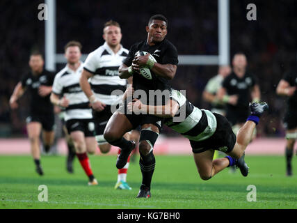 Waisake Naholo en Nouvelle-Zélande en action lors du match international d'automne à Twickenham, Londres. Banque D'Images