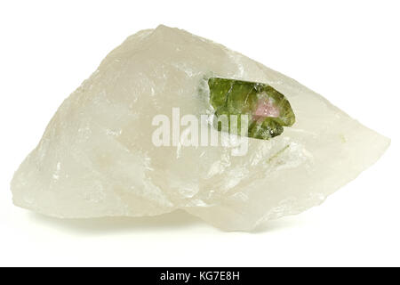 Watermelon tourmaline sur matrice de quartz de Minas Gerais/ Brésil isolé sur fond blanc Banque D'Images