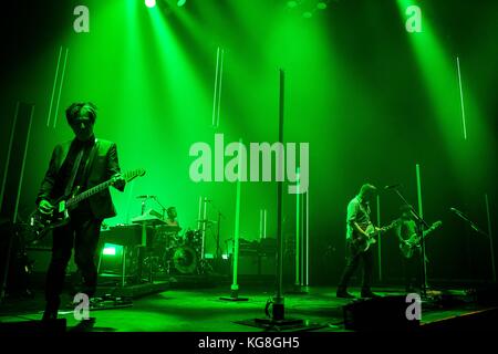 Milan, Bologne 4 novembre 2017 Queens of the Stone age en concert à unipol arena © roberto finizio / alamy live news Banque D'Images