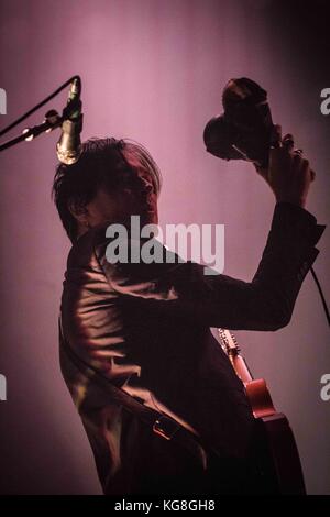 Milan, Bologne 4 novembre 2017 Queens of the Stone age en concert à unipol arena © roberto finizio / alamy live news Banque D'Images