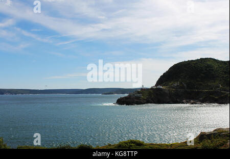 Recherche à travers le port de Saint-Jean au Fort Amherst. Vue panoramique sur le port, le Goulet, d'eau douce, la baie et le cap Spear. Banque D'Images