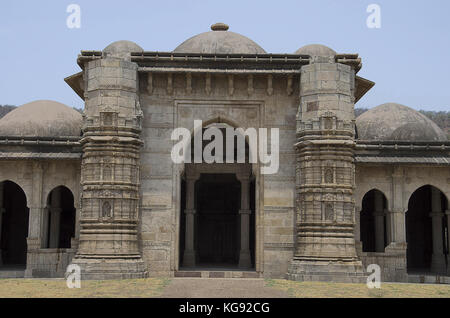 Vue extérieure de Nagina Masjid (mosquée), construite en pierre blanche pure. Parc archéologique de Champaner - Pavagadh, Gujarat, Inde, protégé par l'UNESCO Banque D'Images