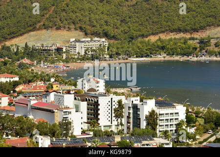 Vue sur la banlieue de Icmeler Marmaris resort town en Turquie. Banque D'Images