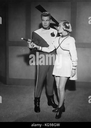 Rocky JONES, SPACE RANGER 1954 Roland Reed TV Productions en 1954 avec Sally Mansfield et Richard Crane Banque D'Images