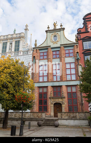 Les bâtiments anciens le long de la longue rue du marché (long lane) à la principale ville (vieille ville) à Gdansk, Pologne. Banque D'Images