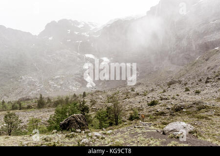 À Dayhike Tronador pour visiter les glaciers 2. Banque D'Images