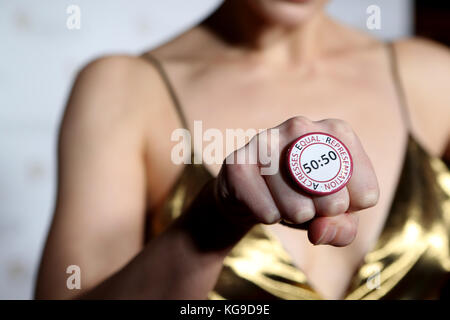 Deirdre Mullins arrive pour les British Academy Scottish Awards au Radisson Blu Hotel de Glasgow. Banque D'Images