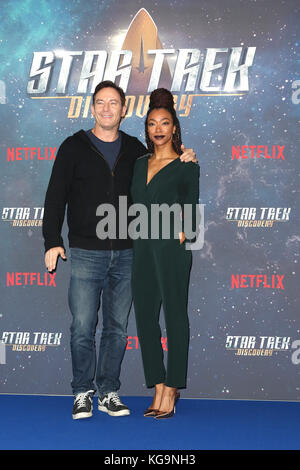 Londres, Royaume-Uni. 5 novembre, 2017. Jason Isaacs, Sonequa Martin-Green, Star Trek : la découverte - ventilateur spécial de dépistage saison 1 episode 8 Millbank Tower, London, UK, 05 novembre 2017, photo de Richard Goldschmidt : Riche de crédit Gold/Alamy Live News Banque D'Images