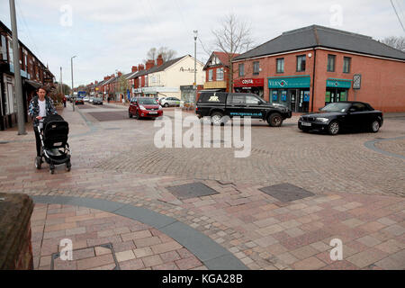 Une partie de l'espace partagé en projet d'ingénierie de trafic poynton, cheshire sans rond-point Banque D'Images