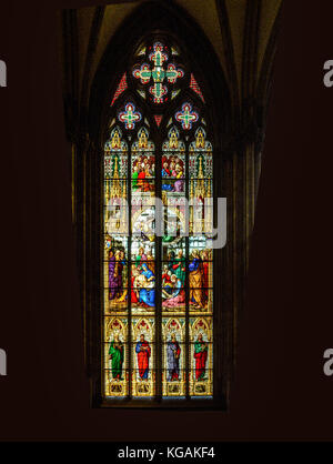 La sainte chapelle, Paris : vitraux du 19e siècle Banque D'Images