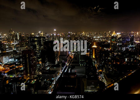 Bangkok, Thaïlande - vue de bar sur le toit Banque D'Images
