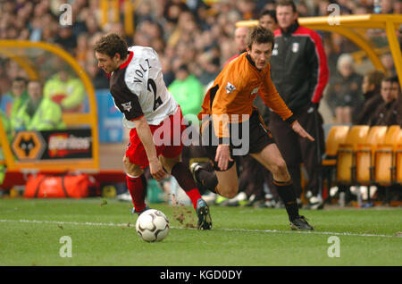 Joueur de Lee Naylor et Moritz Volz Wolverhampton Wanderers v Fulham 21 Février 2004 Banque D'Images