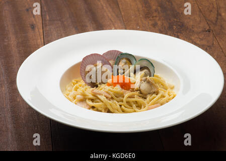 Les moules à la carbonara Banque D'Images