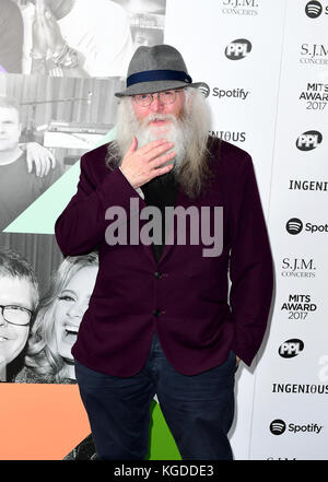 Paddy McAloon assister au prix des fiducies de l'industrie de la musique en aide aux organismes de bienfaisance Noroff Robbins et Brit Trust à l'hôtel Grosvenor House, Londres. Banque D'Images