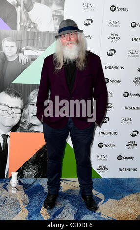 Paddy McAloon assister au prix des fiducies de l'industrie de la musique en aide aux organismes de bienfaisance Noroff Robbins et Brit Trust à l'hôtel Grosvenor House, Londres. Banque D'Images