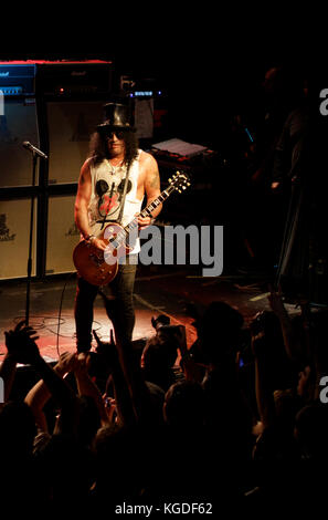 Slash joue Irving Plaza à New York le 22 mai 2012. Crédit: Jen Maler/Mediapunch Inc Banque D'Images