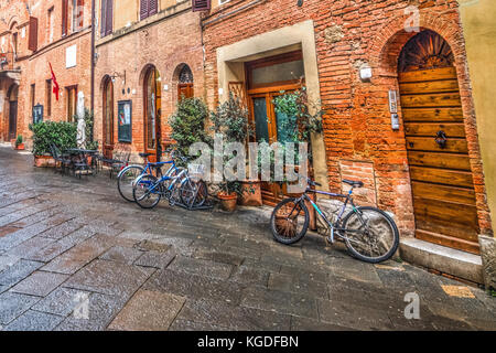 Old street à Buonconvento, Toscane Banque D'Images