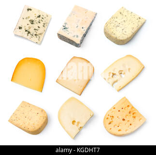 Différents types de fromages isolé sur fond blanc. Banque D'Images