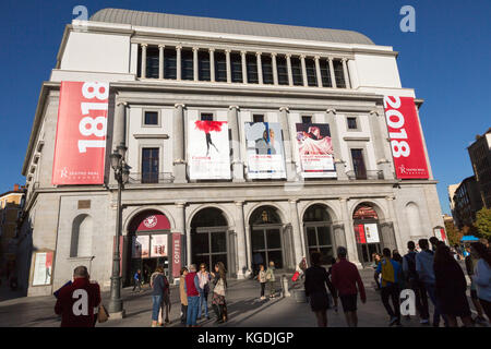 Teatro Real opera house theatre building à Plaza de Isabel II, Madrid, Espagne Banque D'Images