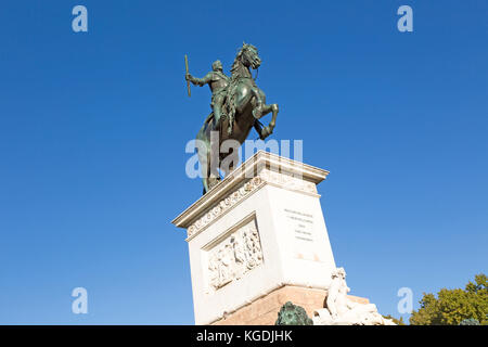 Plaza de Oriente statue équestre le roi Felipe IV conçu par Velazquez, Madrid, Espagne Banque D'Images