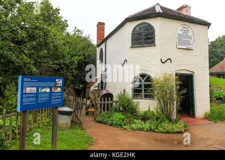 Ancienne petite maison sans frais au Malvern Museum d'Avoncroft des bâtiments, Stoke Heath, Bromsgrove, Worcestershire, Angleterre, RU Banque D'Images